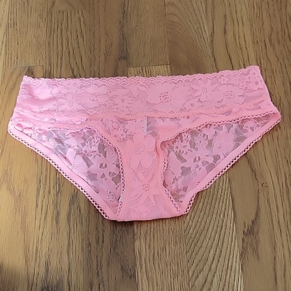NWT Two Pairs Lace Victoria's Secret Hiphugger Panties Size Small - Picture 6 of 9